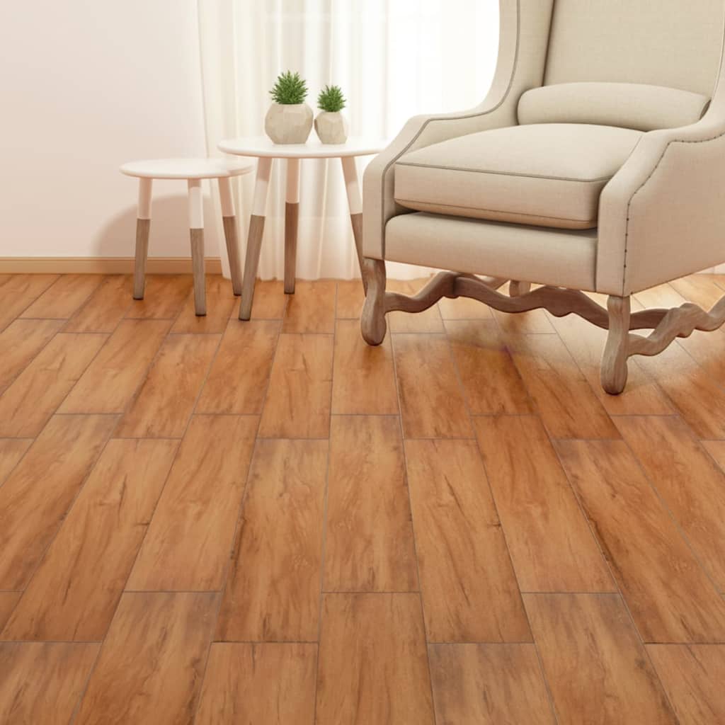 Itsekiinnittyvät PVC-lattialankut 2,51 m² 2 mm jalava - Harrastajankoti.fi