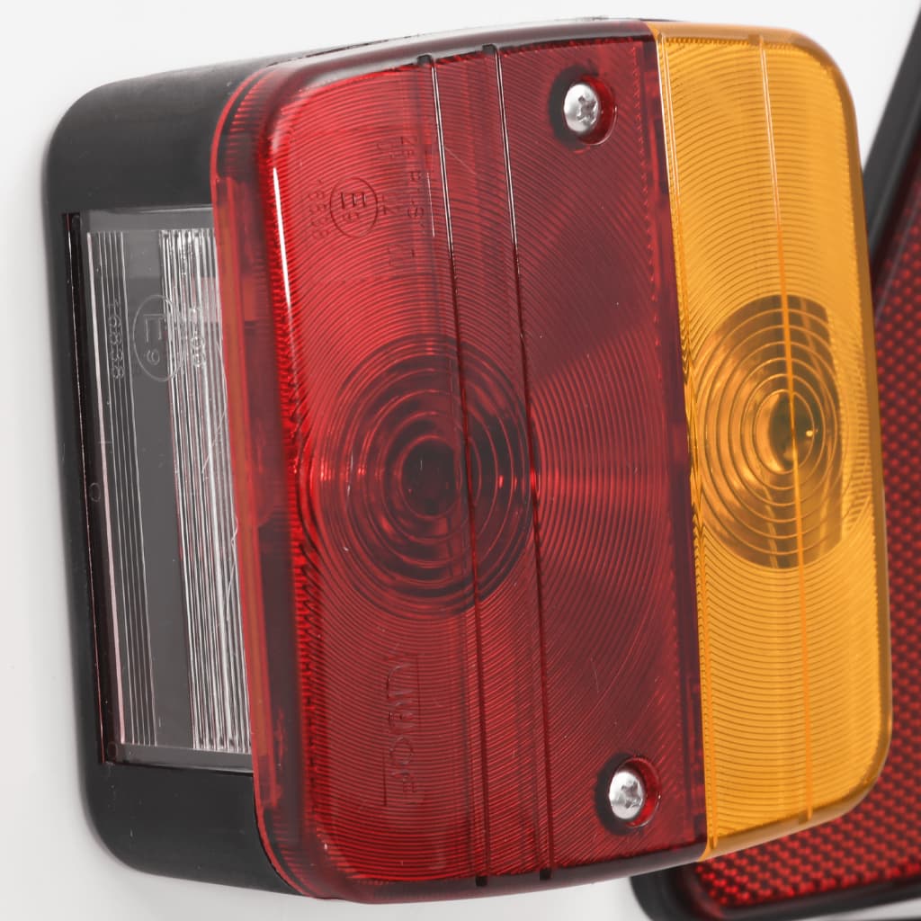 Perävaunuvalo punainen 115x7x14 cm 12V klassinen polttimo - Harrastajankoti.fi