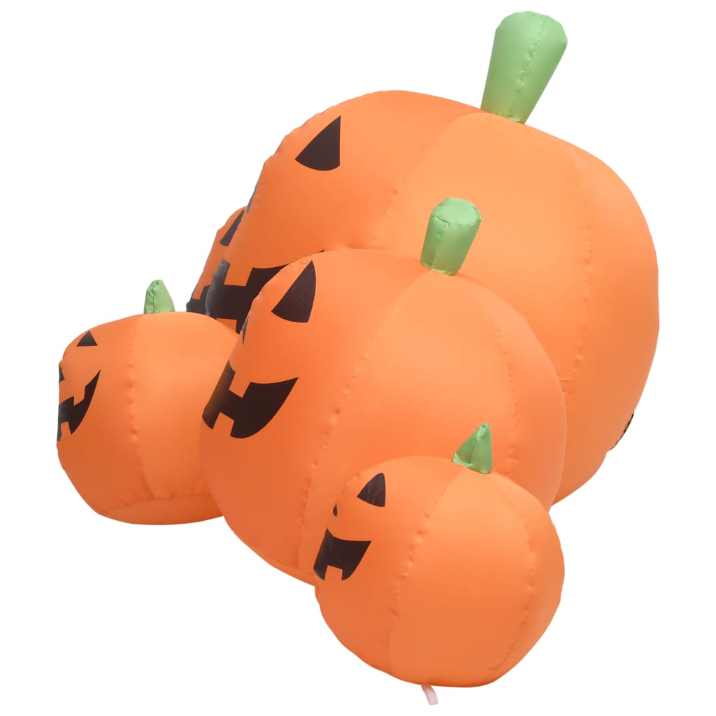 Halloween täytettävä kurpitsaperhe LED-valoilla 1,8 m - Harrastajankoti.fi